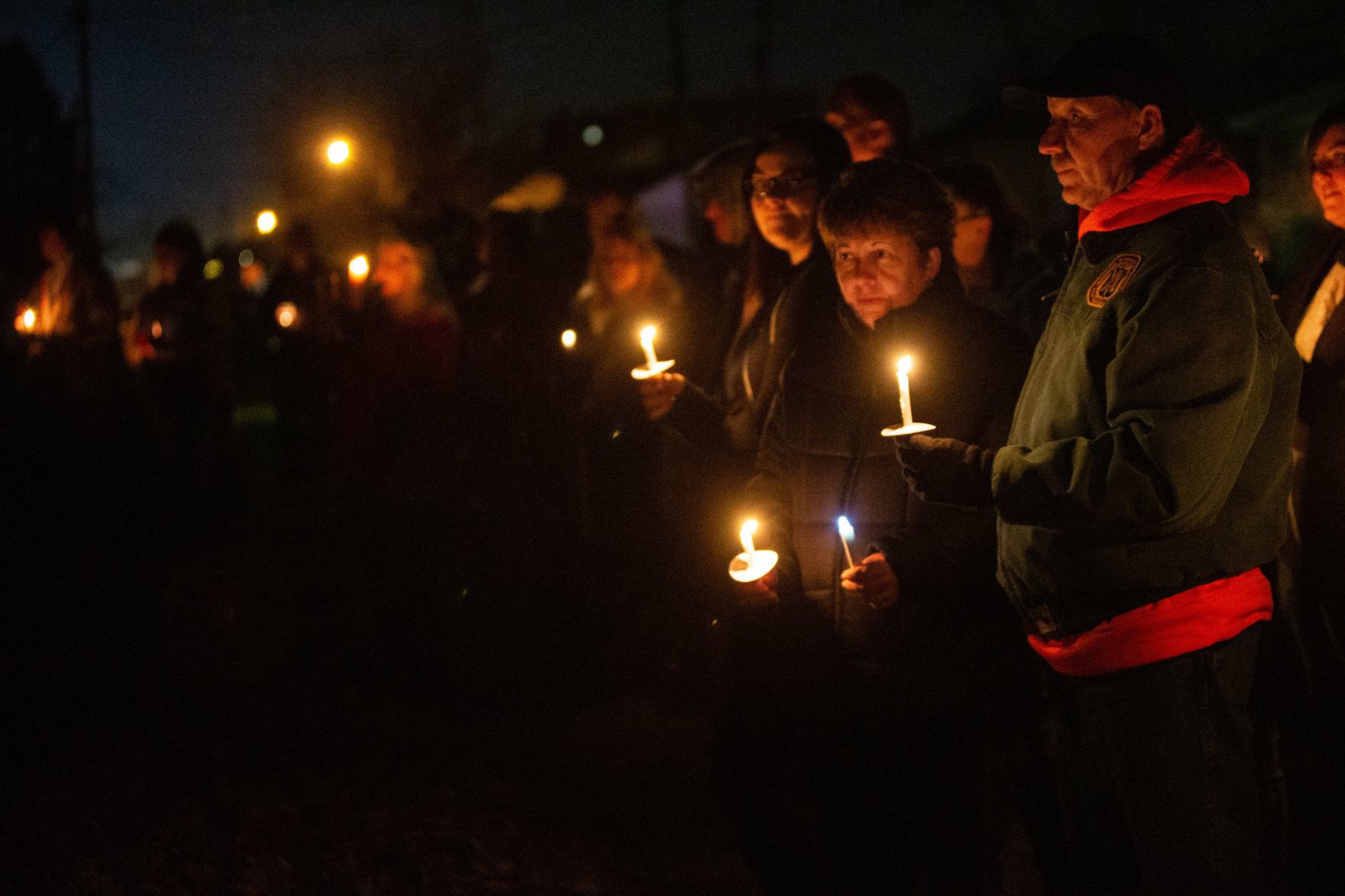 Bethalto residents pay respects at candlelight vigil